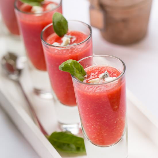 Watermelon gazpacho - Recipe photo by azenkemencem