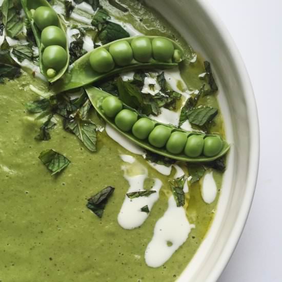 Fresh pea + mint soup - Recipe photo by littlethingsbyjulia