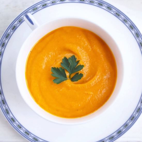 Creamy Sweet Potato & Carrot Soup - Recipe photo by marijasmine