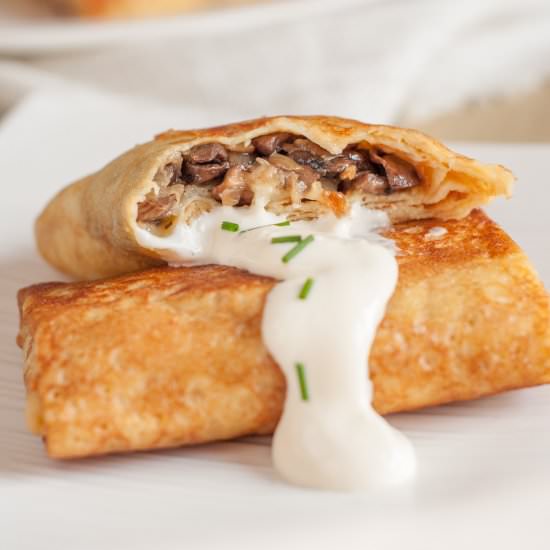 Crêpes with Mushrooms and Cheese - Recipe photo by Gastro Senses