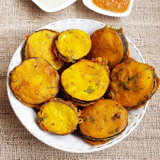 Eggplant Pakora - Recipe photo by myindiantaste