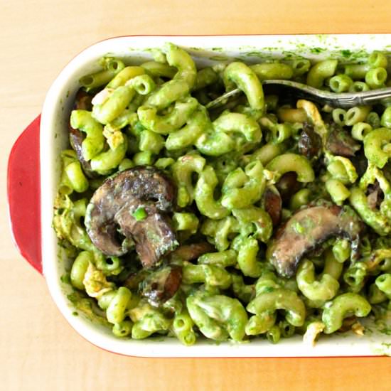 Spicy Spinach Mac & Cheese - Recipe photo by TwoGreenPeas