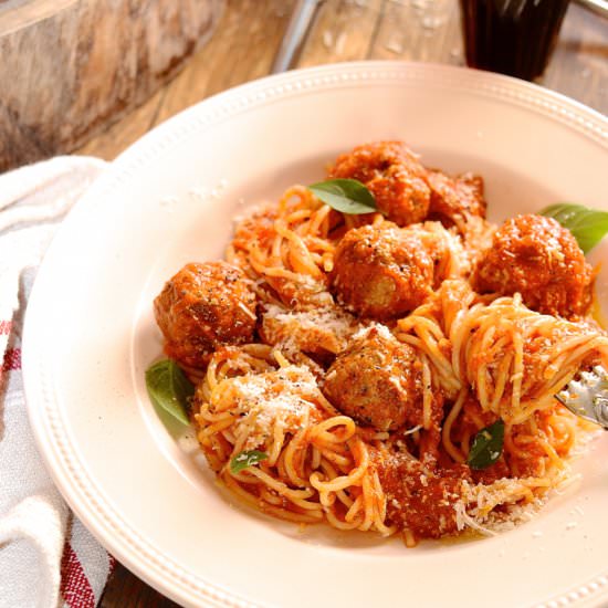 Meatballs and spaghetti - Recipe photo by Bibbyskitchenat36