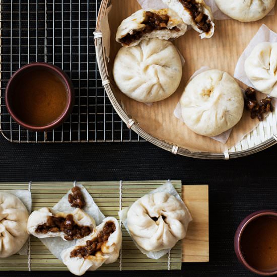 Steamed BBQ Pork Buns: Char Siu Bao - Recipe photo by CuriousNut