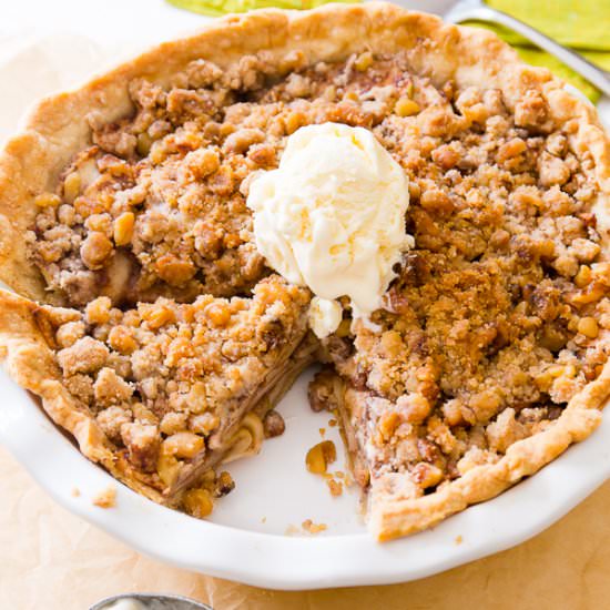 Apple Crumble Pie - Recipe photo by sallysbakingaddiction