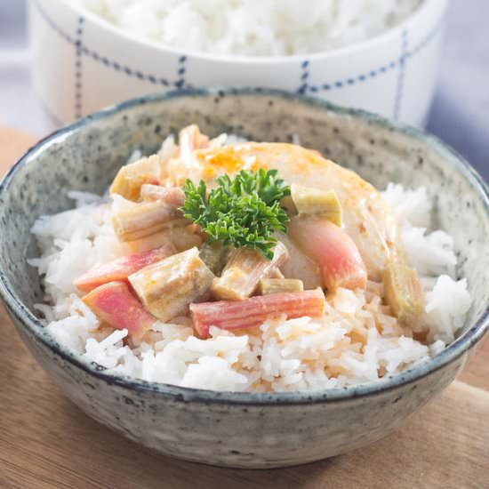 Chicken & Rhubarb in Red Curry - Recipe photo by Louisesmadblog