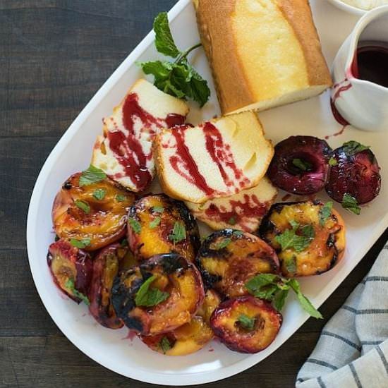 Grilled Stone Fruit - Recipe photo by foxeslovelemons