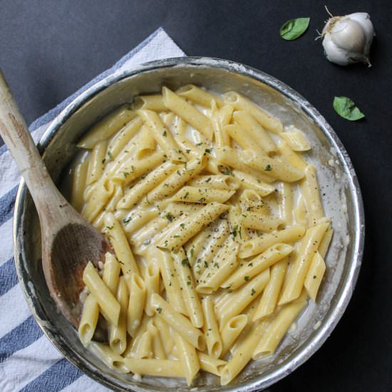 Garlic & Herb Cream Sauce - Recipe photo by strawberry17