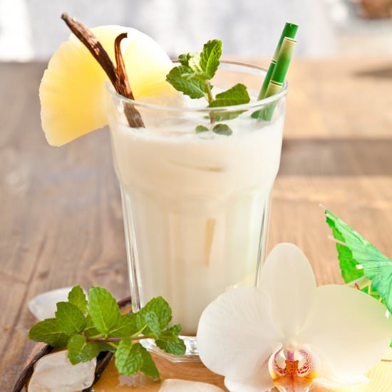 Vanilla Bean Pina Colada - Recipe photo by carrieleber