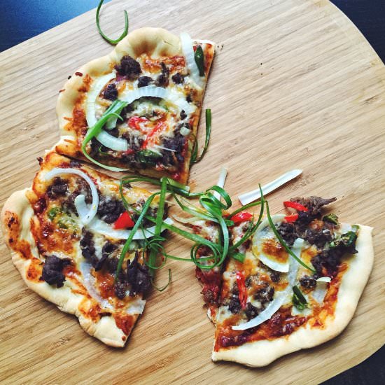 Bulgogi Chili Pizza - Recipe photo by misshangrypants