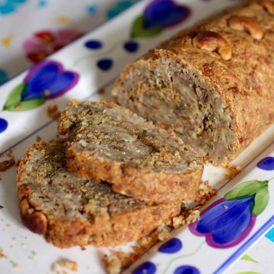 Cashew Stuffed Nut Roast - Recipe photo by JohannaGGG