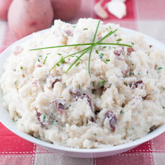 Roasted Garlic Mashed Potatoes - Recipe photo by photosandfood