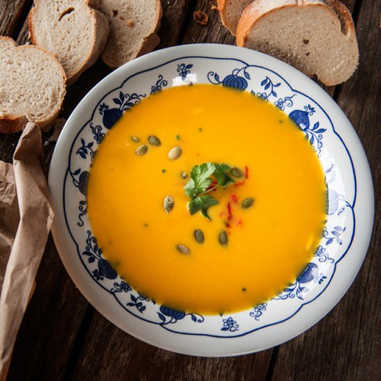 Spicy Pumpkin Soup - Recipe photo by fabteam