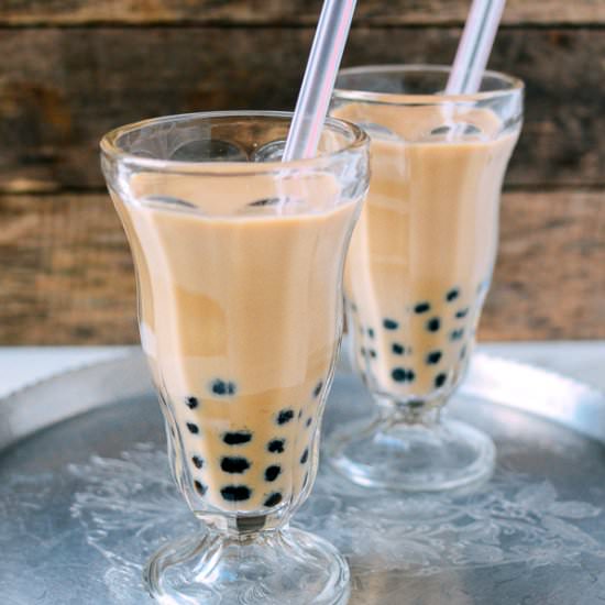 Homemade Bubble Tea - Recipe photo by thewoksoflife