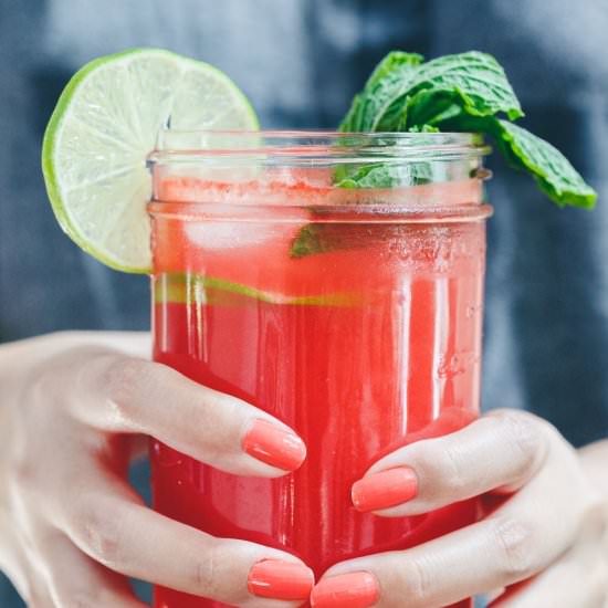 Watermelon Agua Fresca - Recipe photo by veganmiam
