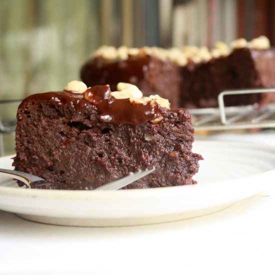 Flourless Chocolate Hazelnut Cake - Recipe photo by The Desserted Girl