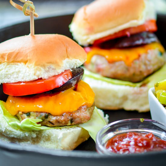 Jerk Chicken Sliders - Recipe photo by ChefDeHome