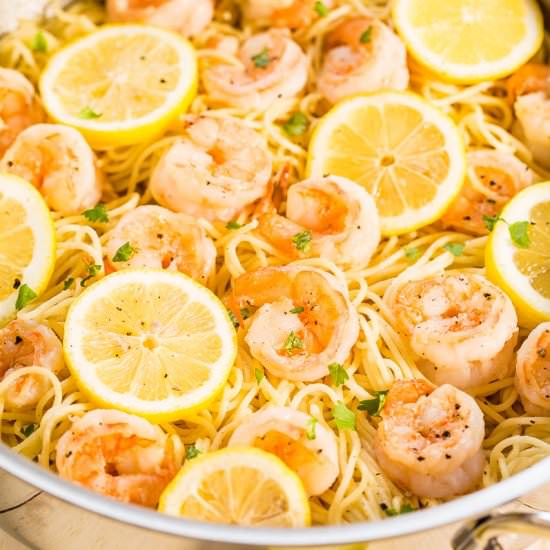 Lemon Butter Garlic Shrimp w/ Pasta - Recipe photo by Averie