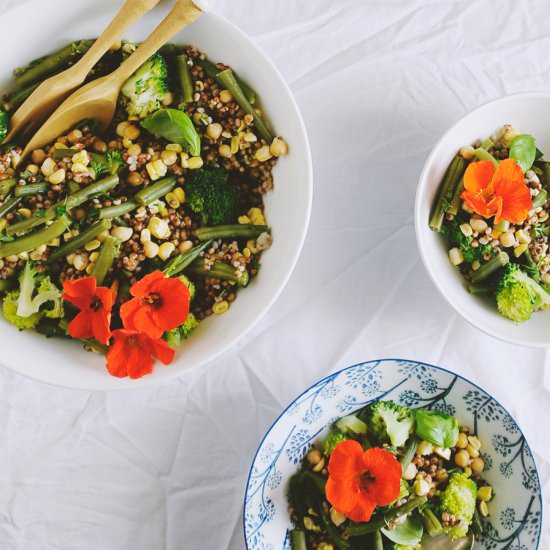 Sorghum salad with herbs & flowers - Recipe photo by FoodPornVeganStyle