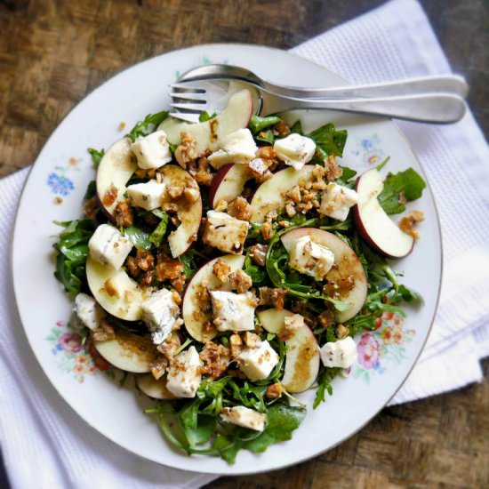 Peach Gorgonzola & Arugula Salad - Recipe photo by foodidies