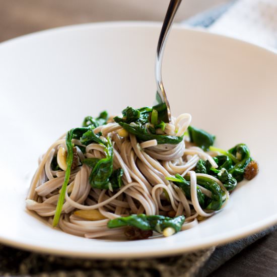 Buckwheat Noodles, Spinach, Raisins - Recipe photo by foodieawareness