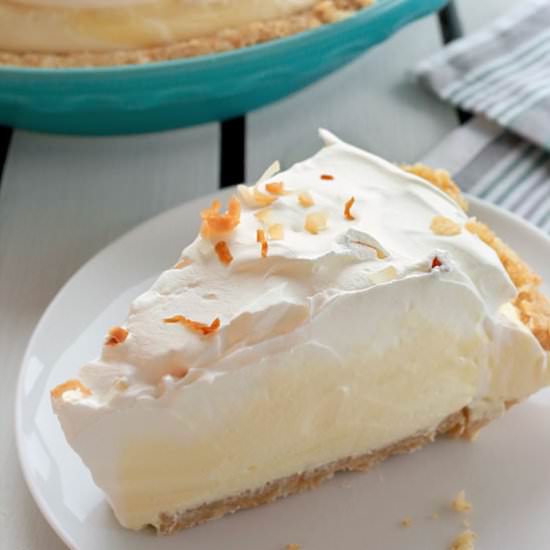 No Bake Pina Colada Pie - Recipe photo by Everyday Dishes