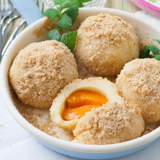 Sweet Apricot Dumplings - Recipe photo by themisstools
