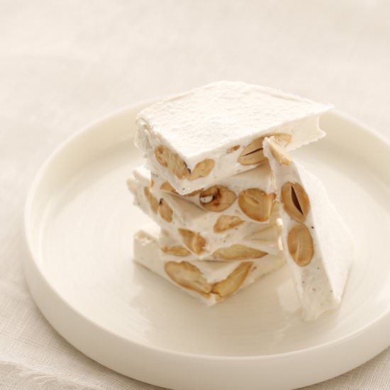 Almond Nougat (Vegan) - Recipe photo by thedessertspoon