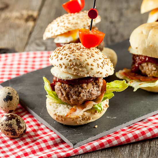 Burger sliders - Recipe photo by ohmydish