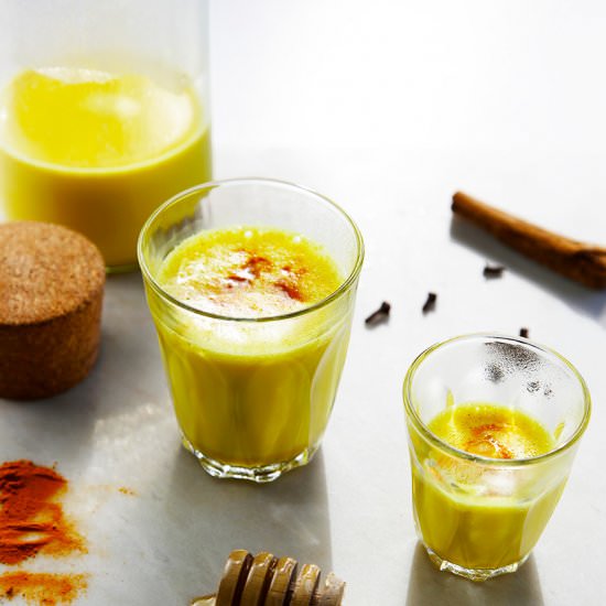 Warm Turmeric Milk - Recipe photo by littlebigh