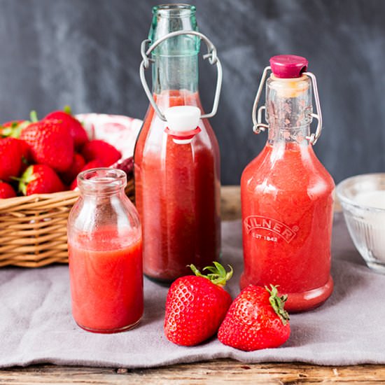 Simple Strawberry Sauce - Recipe photo by KitchenSanctuary