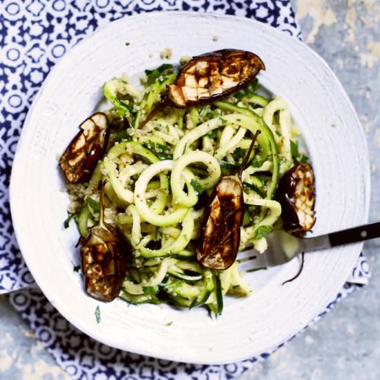 Courgetti with Quinoa & Eggplant - Recipe photo by yummybeet