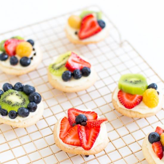 Sugar Cookie Fruit Pizza - Recipe photo by SugarAndCloth