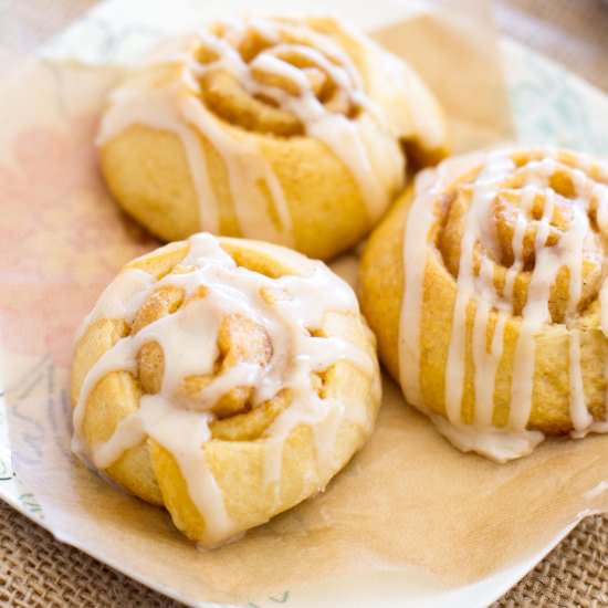Mini Vanilla Latte Cinnamon Rolls - Recipe photo by a latte food