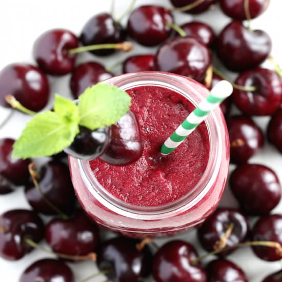 Pineapple Cherry Ginger Lifter - Recipe photo by Francoise La Prune