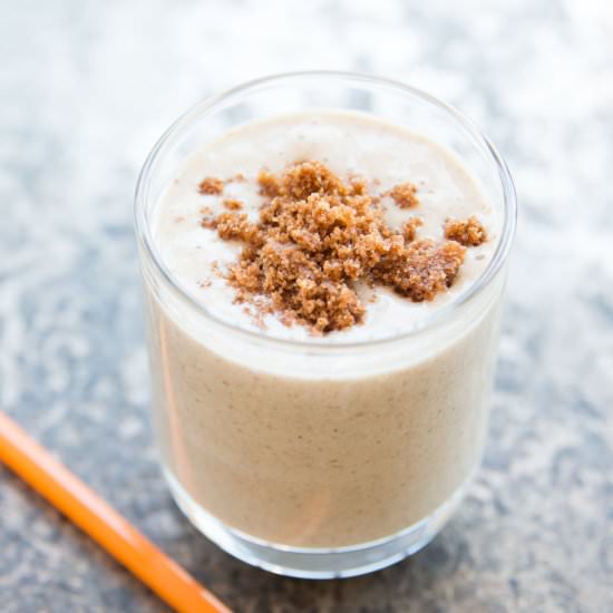Vegan Caramel Crunch Smoothie - Recipe photo by thewacovegan