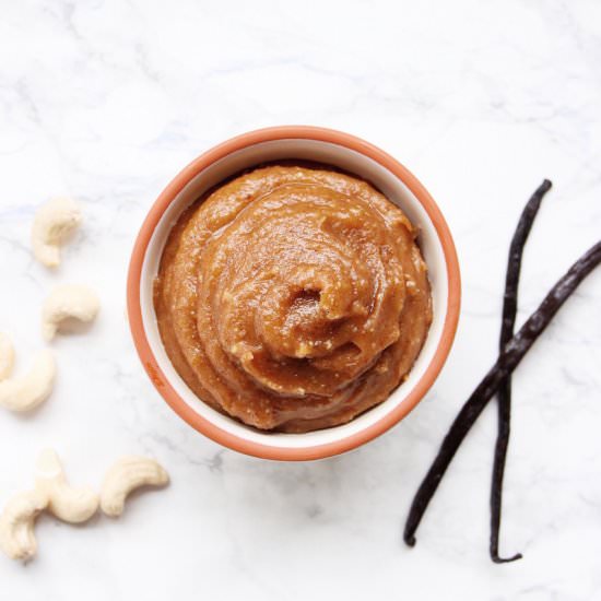Raw Salted Caramel Sauce - Recipe photo by Healthy Happened