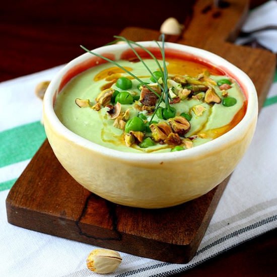 Cucumber, Avocado & Pea Soup - Recipe photo by mangotomato