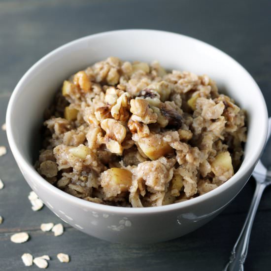 Apple Cinnamon Oatmeal - Recipe photo by thestudyofyum