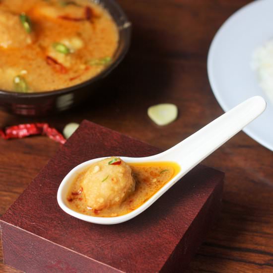 A tasty Indian Arbi Curry - Recipe photo by faskitchen