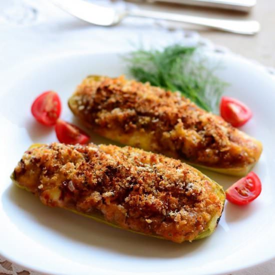 Zucchini filled with vegetables - Recipe photo by Tdoneva