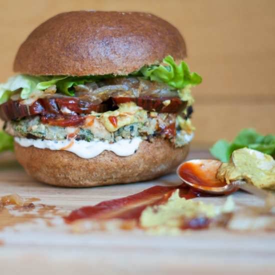 Zucchini & Mushroom Veggie Burgers - Recipe photo by thescratchartist