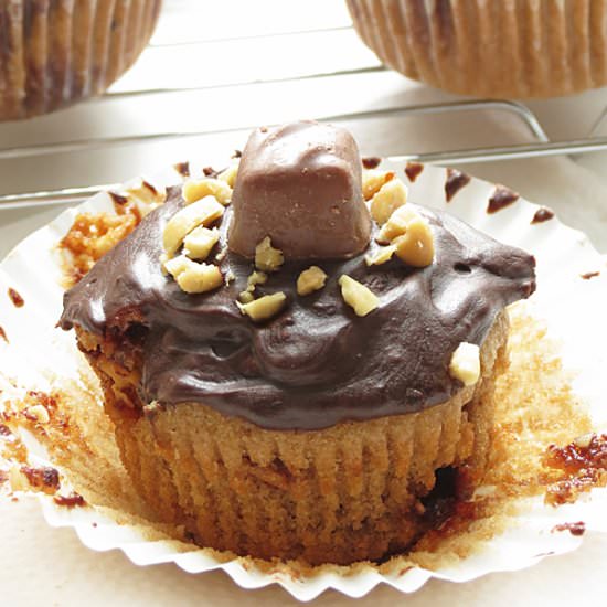 Snickers Cupcakes - Recipe photo by ilonaspassion