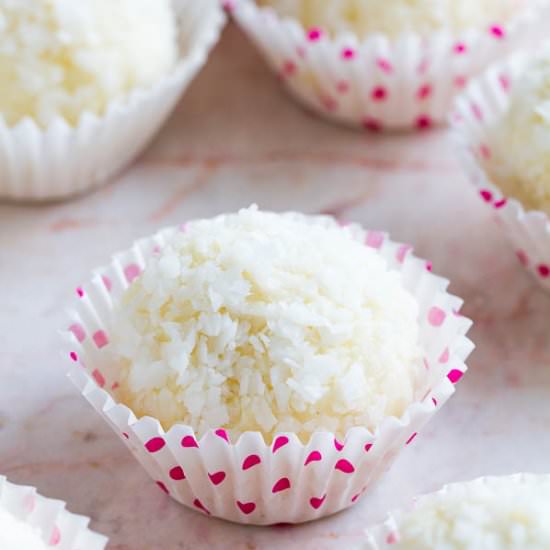 Coconut Almond Balls - Recipe photo by Shineshka