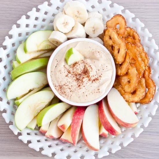 Peanut Butter Yogurt Dip - Recipe photo by MyCookingSpot