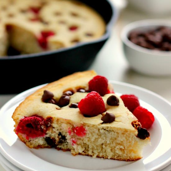 Baked Raspberry Chocolate Chip Pancake - Recipe photo by pumpkinnspice