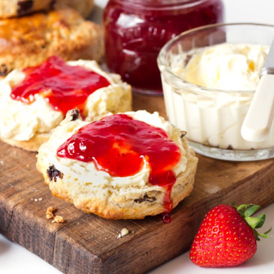 Buttermilk Raisin Scones - Recipe photo by KitchenSanctuary