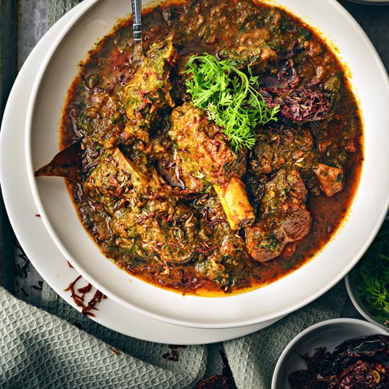Saag Gosht - Recipe photo by cubesnjuliennes