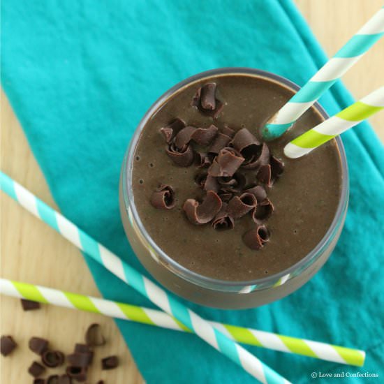 Dark Chocolate Green Smoothie - Recipe photo by love-confections