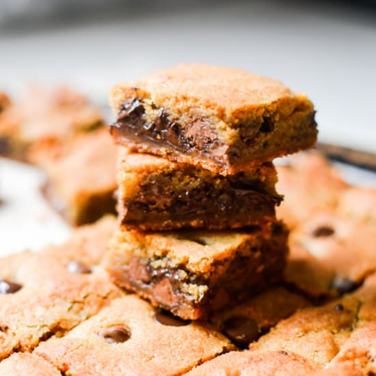 Malted Chocolate Chip Cookie Bars - Recipe photo by warmvanillasugar